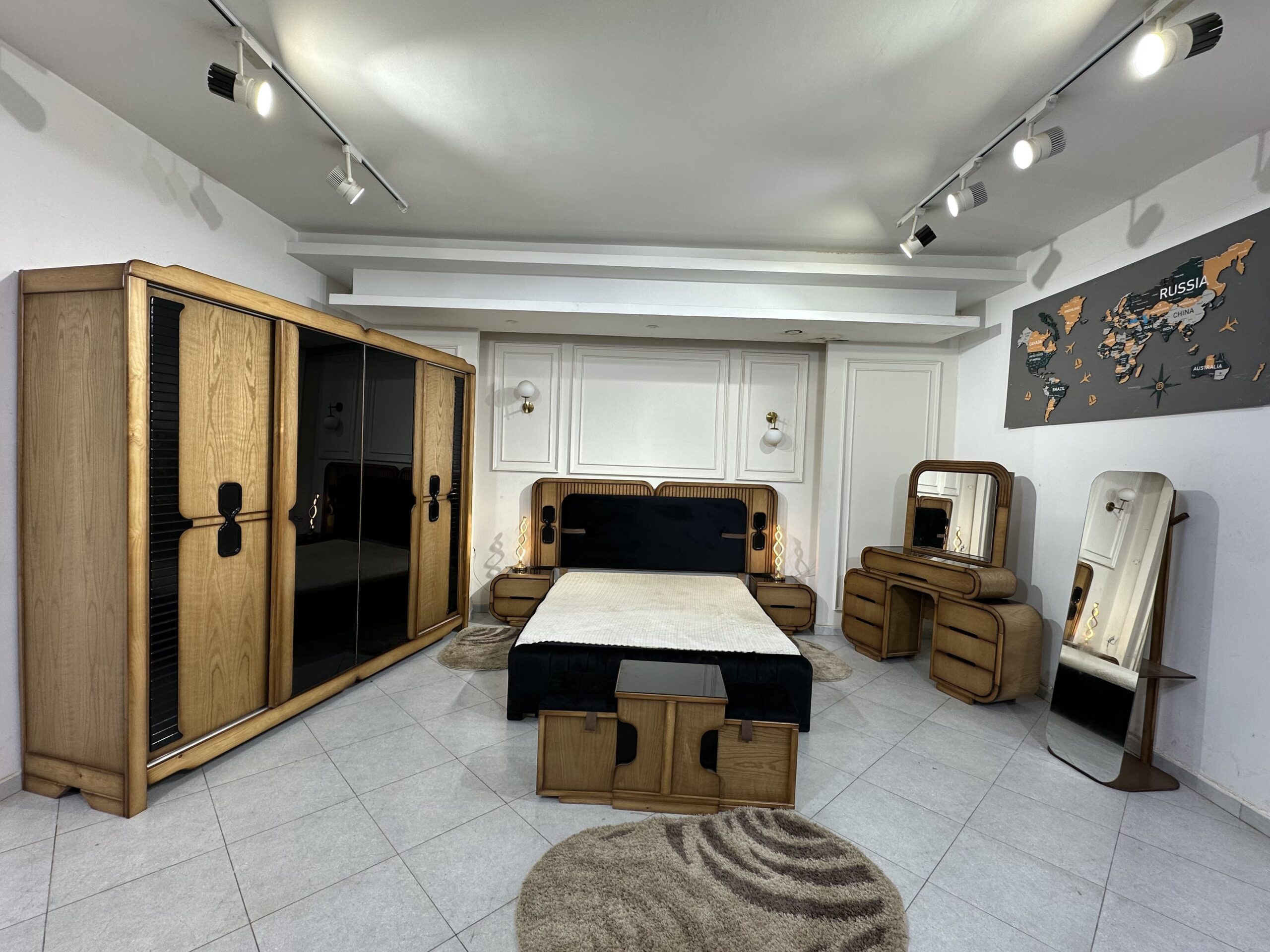 غرفة نوم موديل التميز Chambre a Coucher Modele Excellence Marron