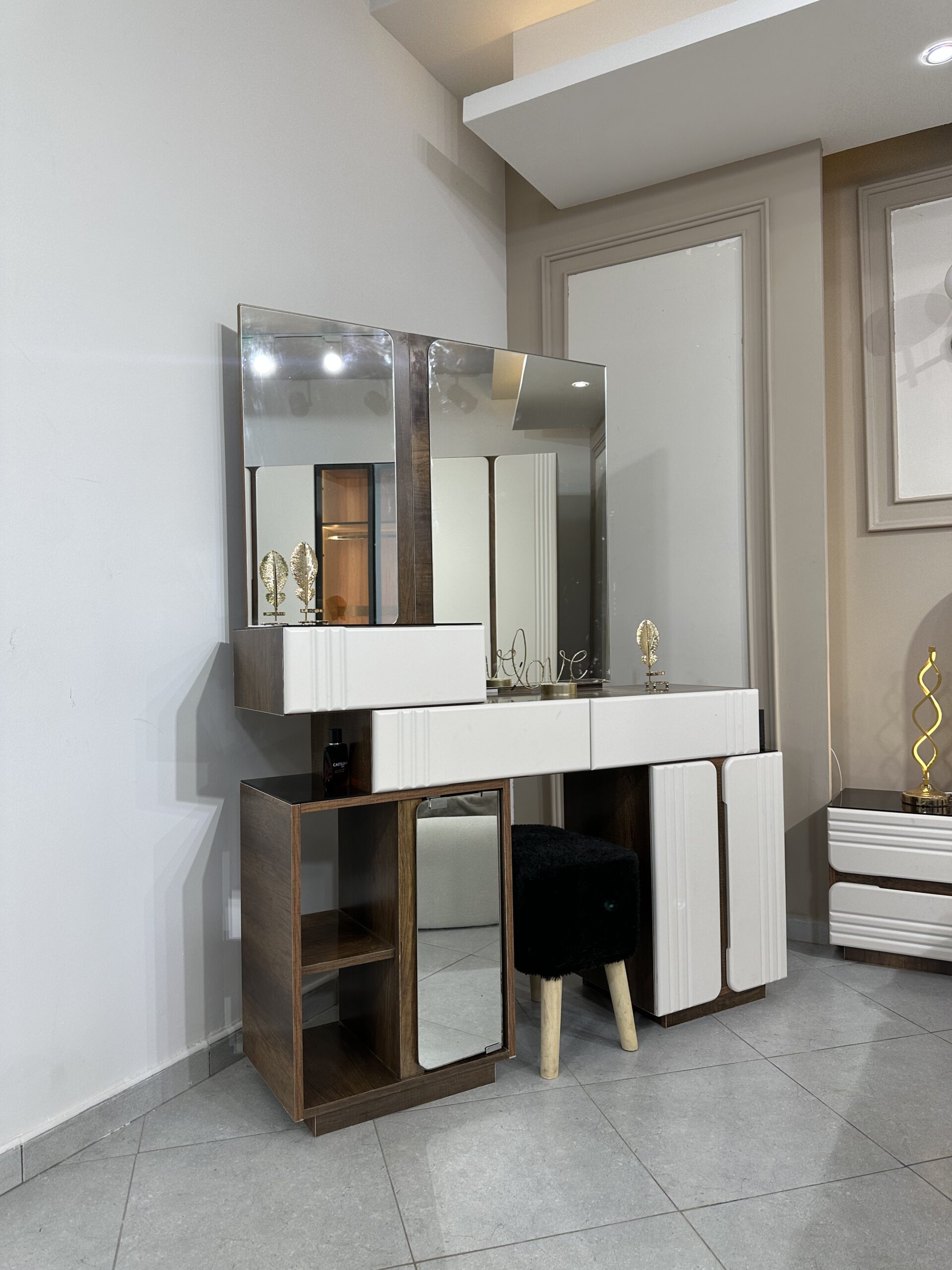 غرفة نوم موديل موناليزا Chambre a Coucher Modele Monaliza Beige - الصورة 5