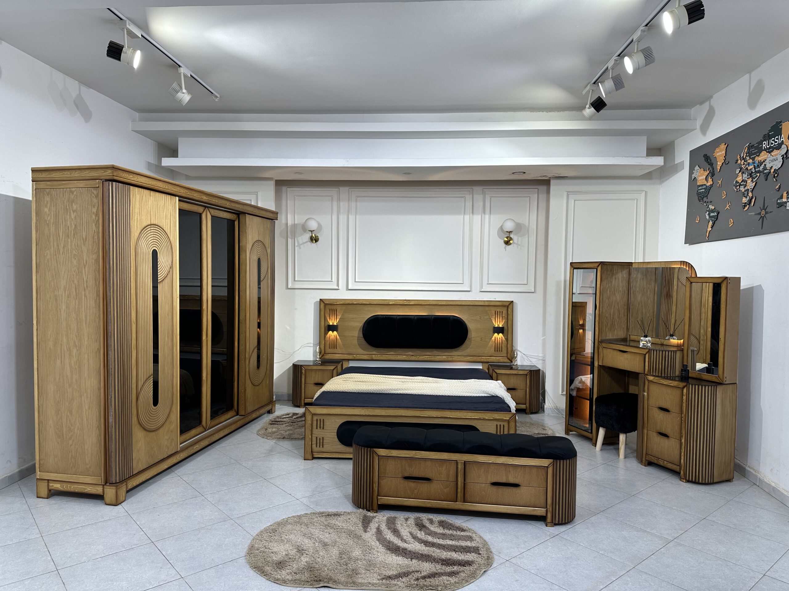 غرفة نوم موديل توليب Chambre a Coucher Modele Tulipe Marron