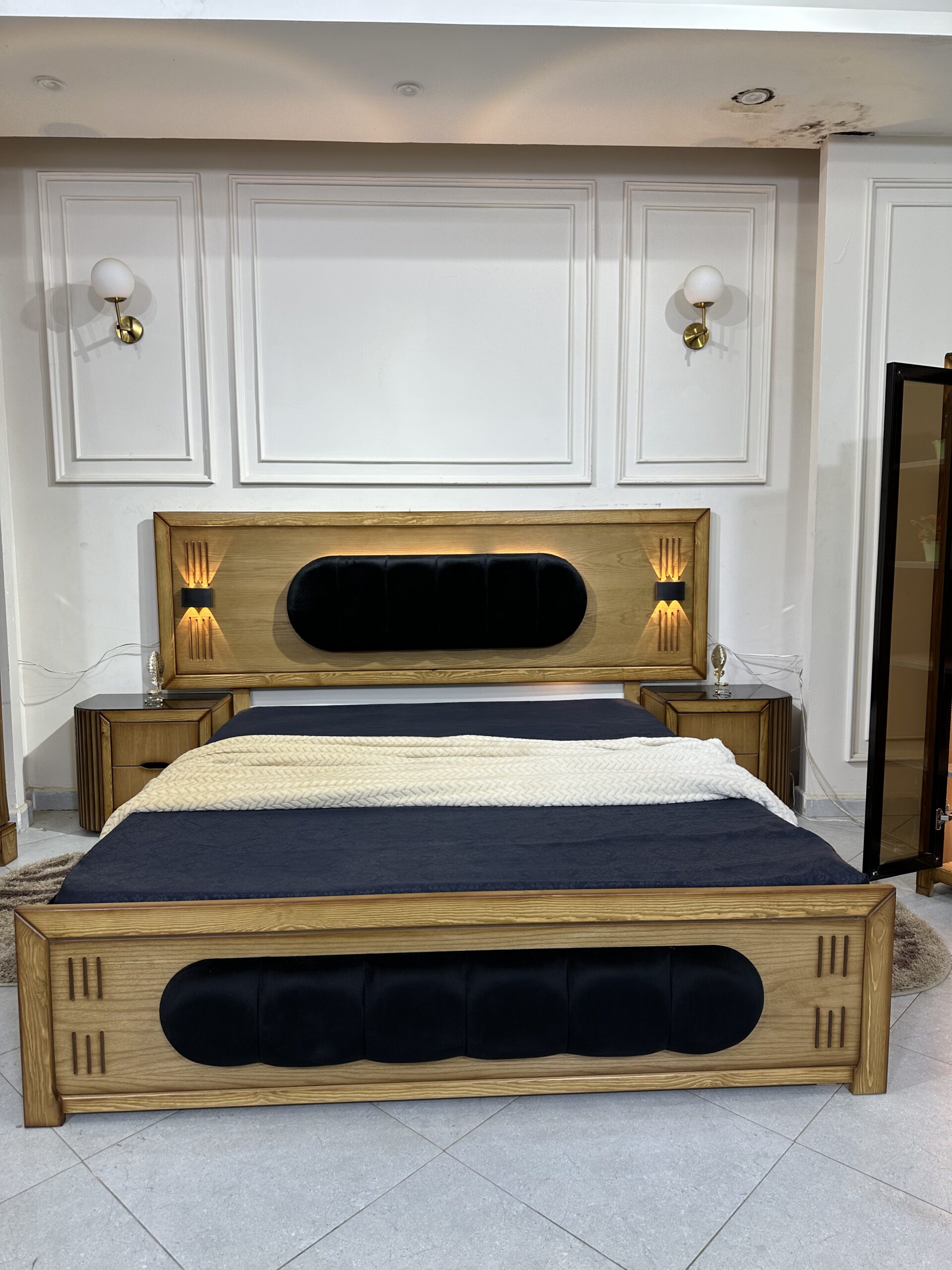 غرفة نوم موديل توليب Chambre a Coucher Modele Tulipe Marron - الصورة 5